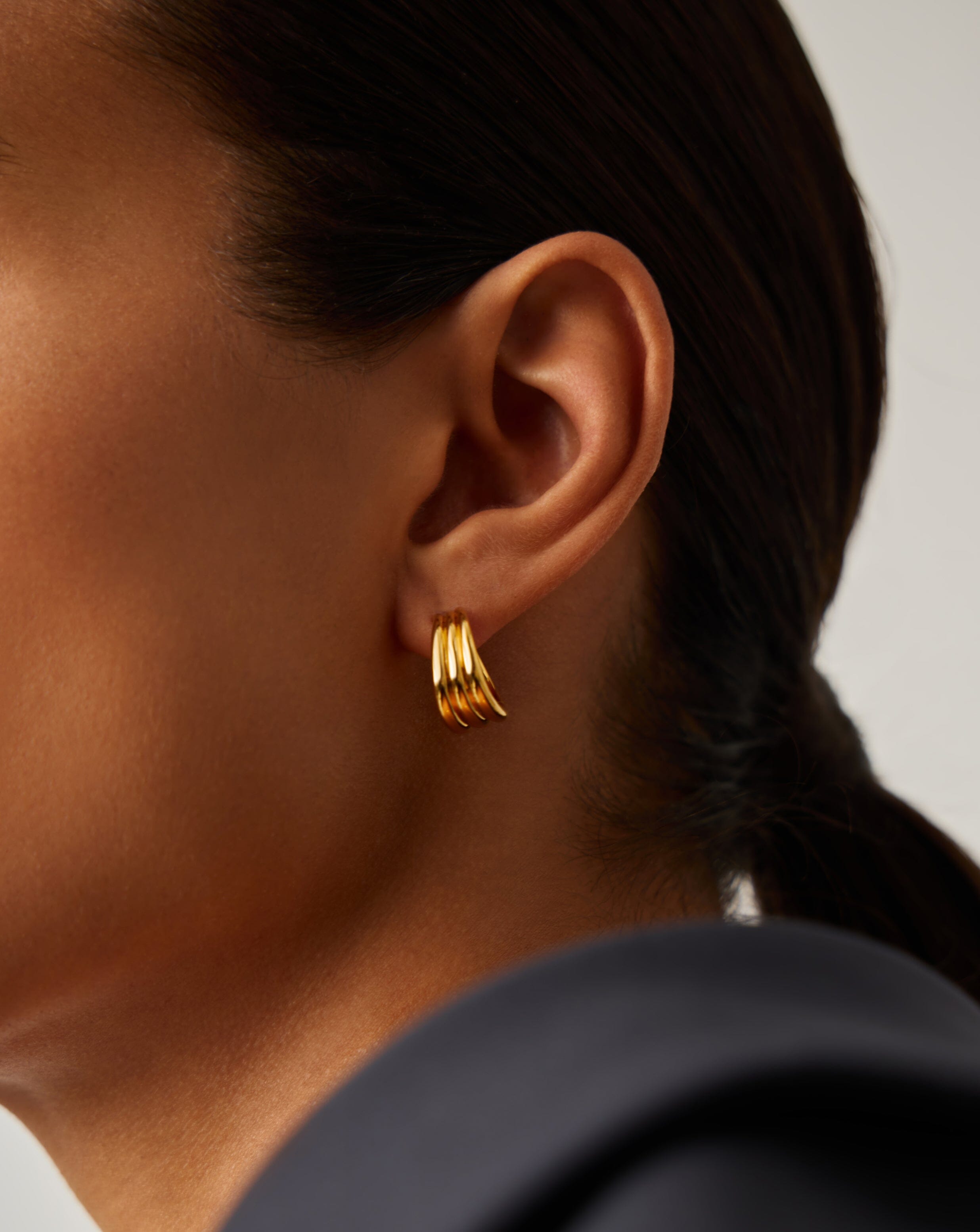 Savi Triple Ridge Hoop Earrings | 18ct Gold Vermeil