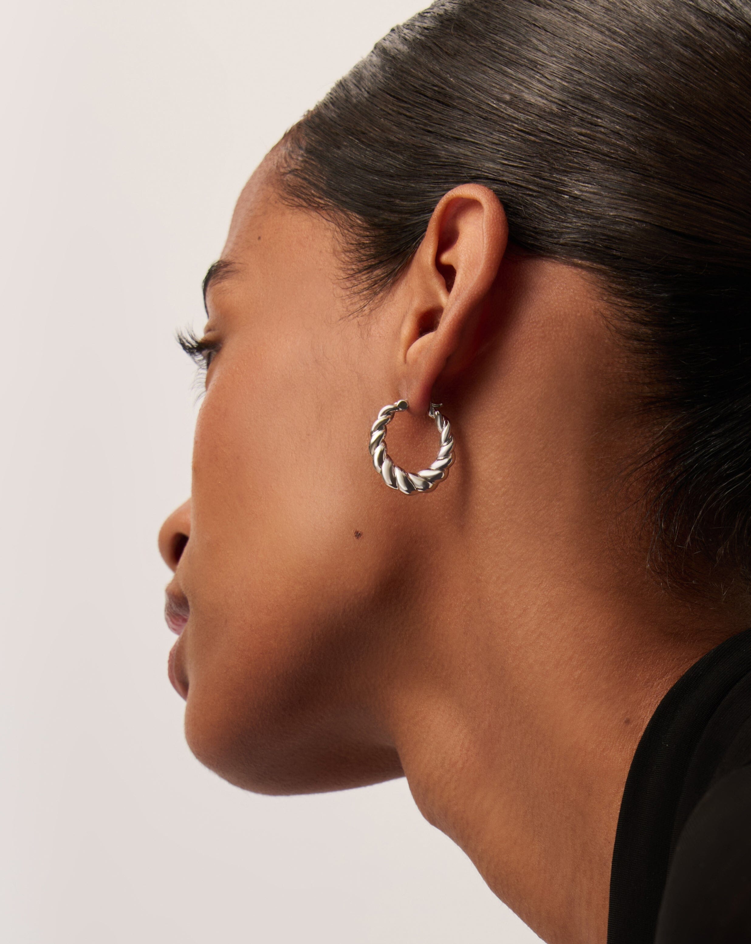 Twisted Tidal Medium Hoop Earrings | Silver Plating on Brass